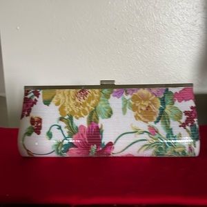 Beautiful Spring Floral Clutch Purse w/ Transparent Sequins for Shine-Unbranded